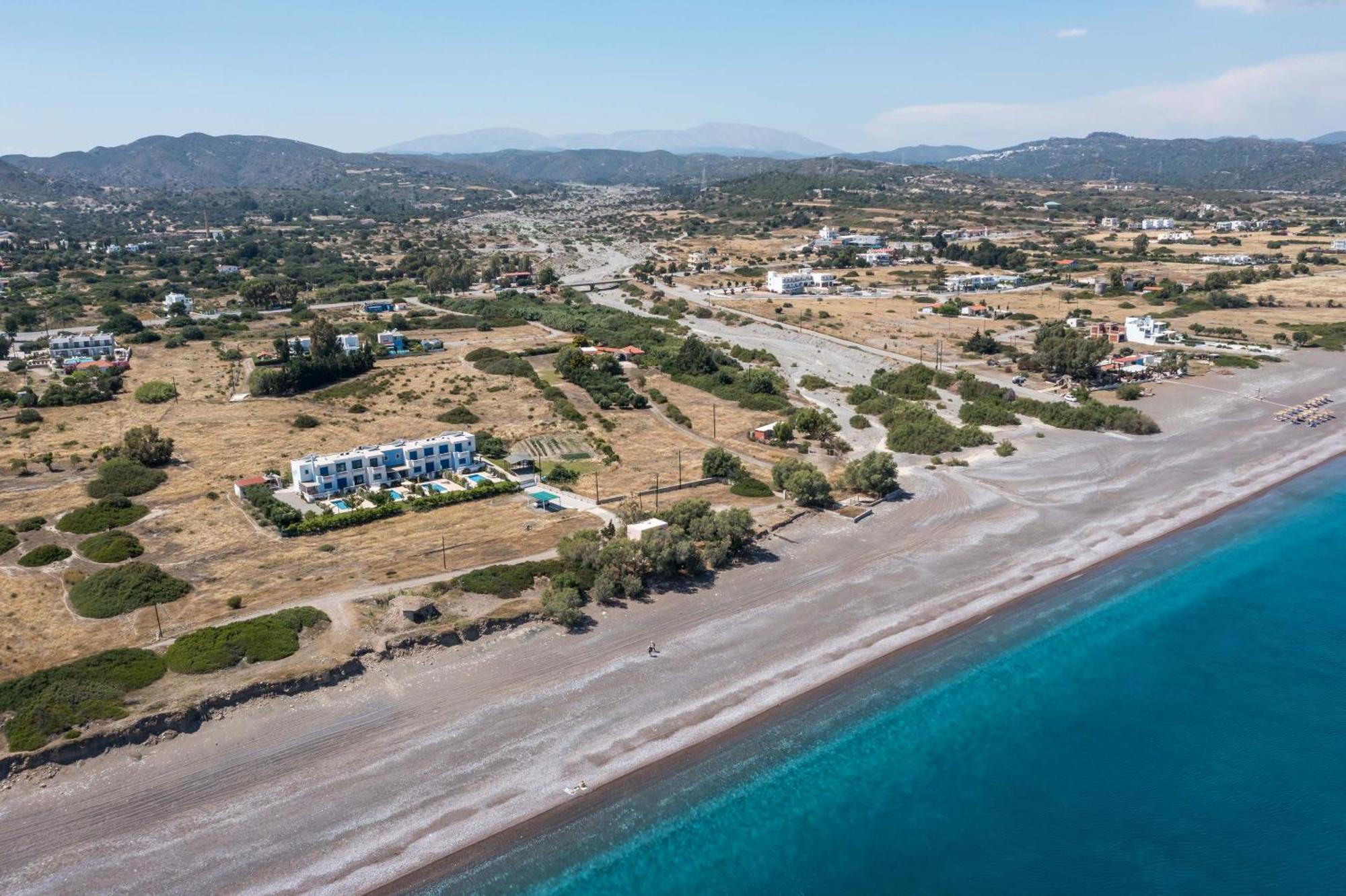 Rita Mare Seafront Villas Heated Pools Gennadi Exterior photo