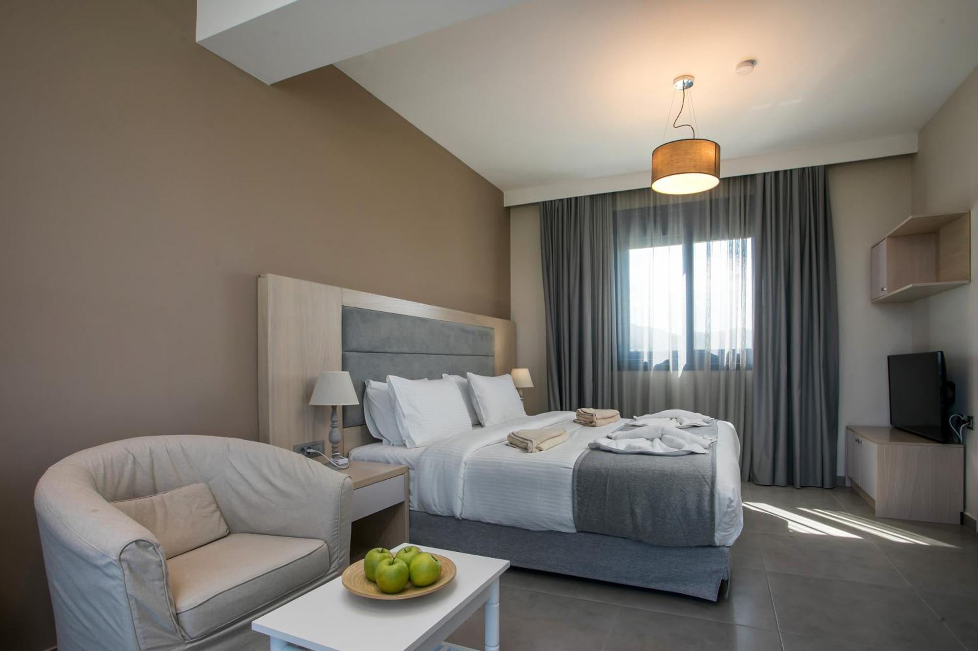 Rita Mare Seafront Villas Heated Pools Gennadi Exterior photo